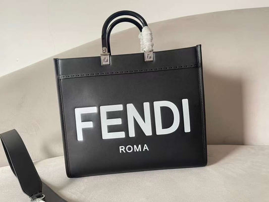 Fendi Sunshine leather tote bag