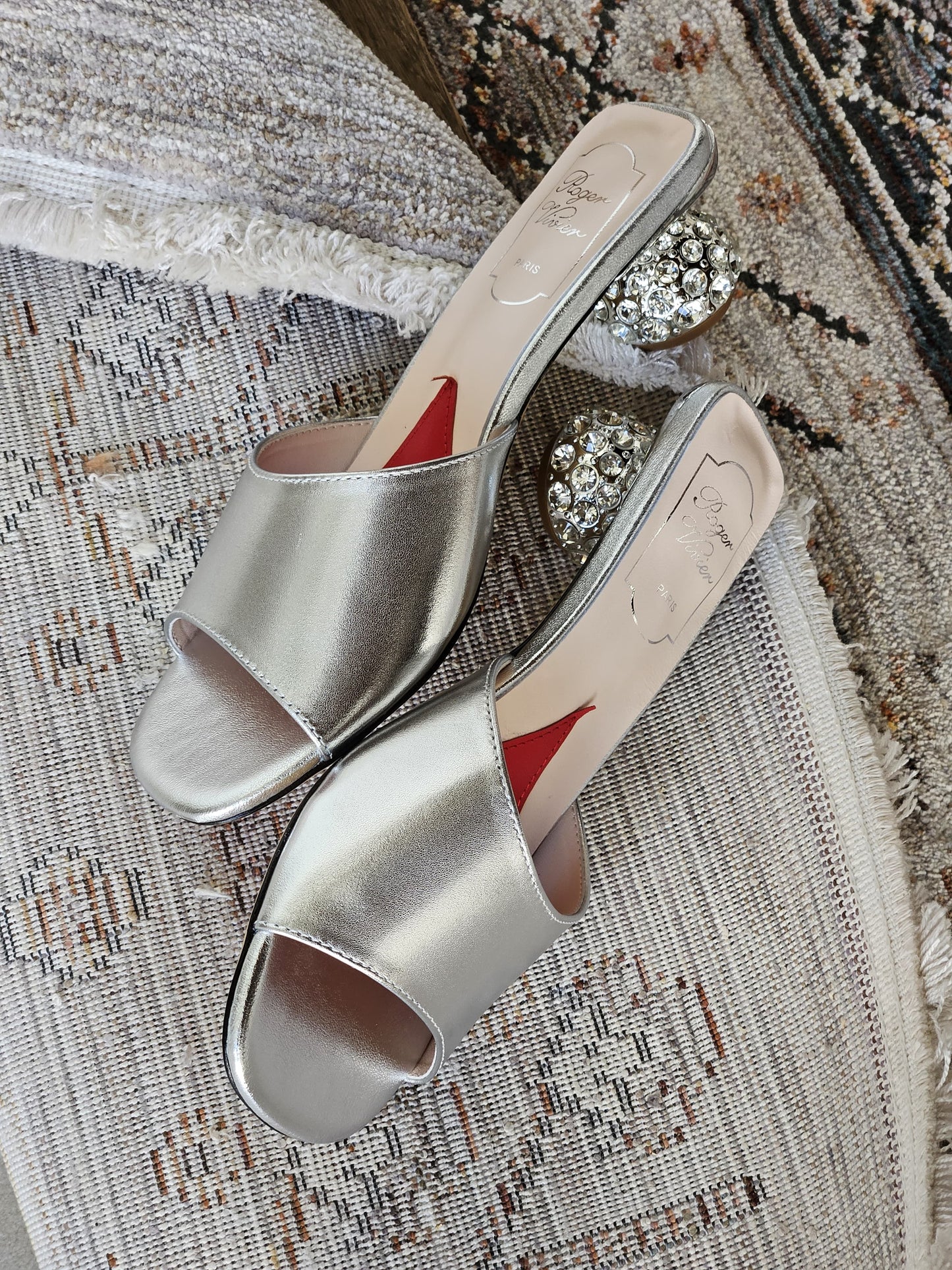 ROGER VIVIER