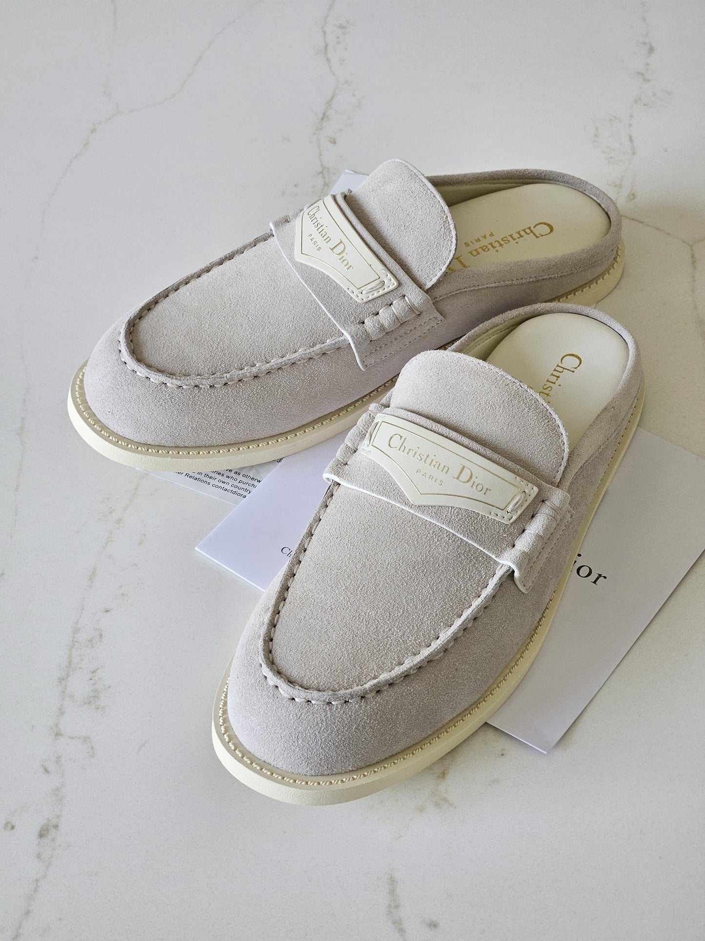 DIOR