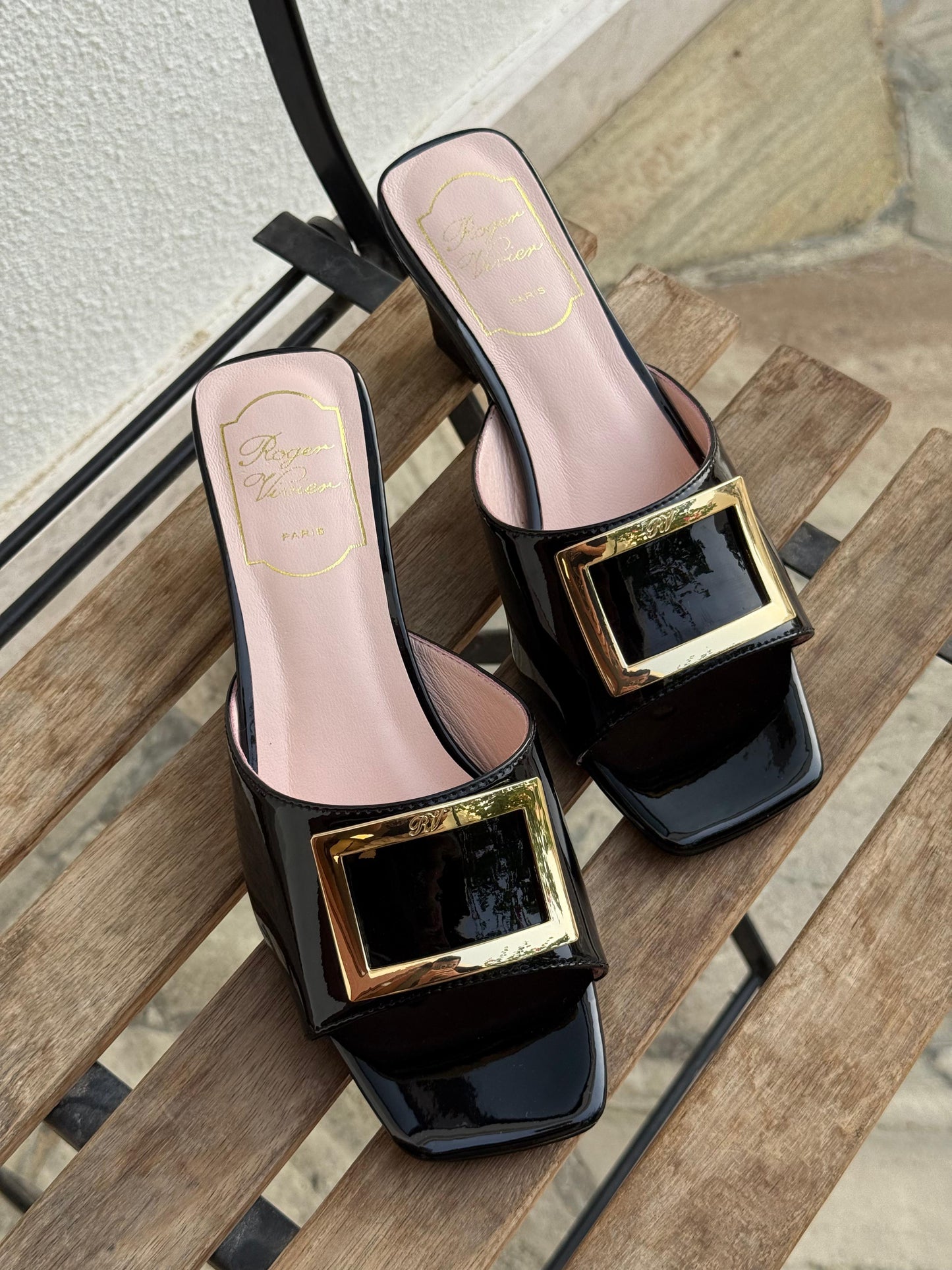 ROGER VIVIER
