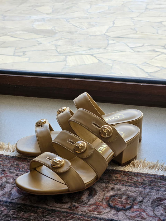 CHANEL