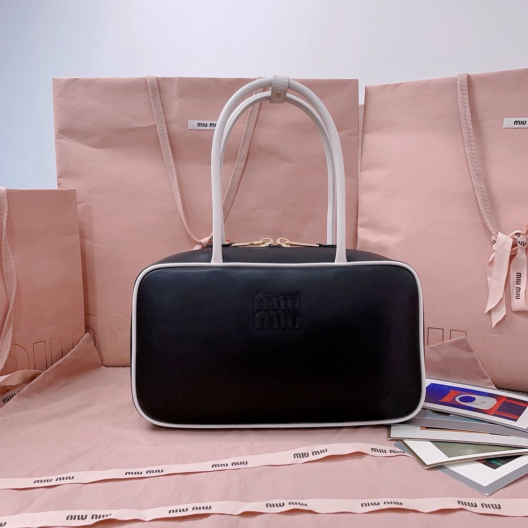 MIU MIU
