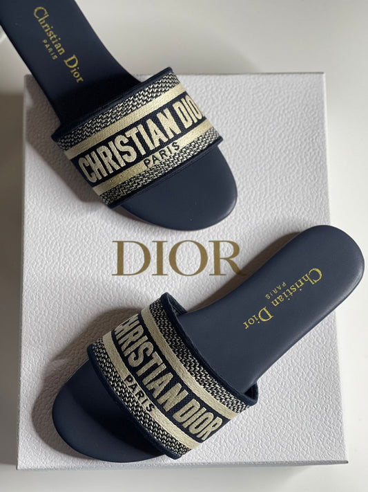DIOR
