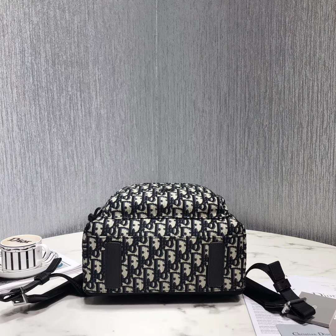DIOR (Backpack)
