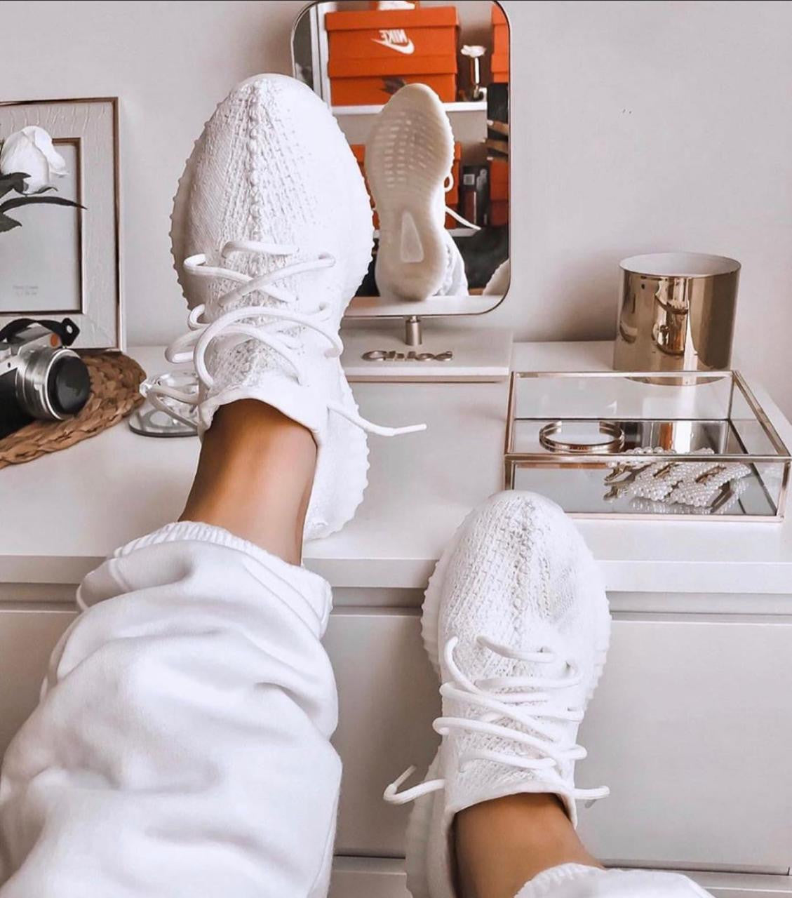 ADIDAS YEEZY