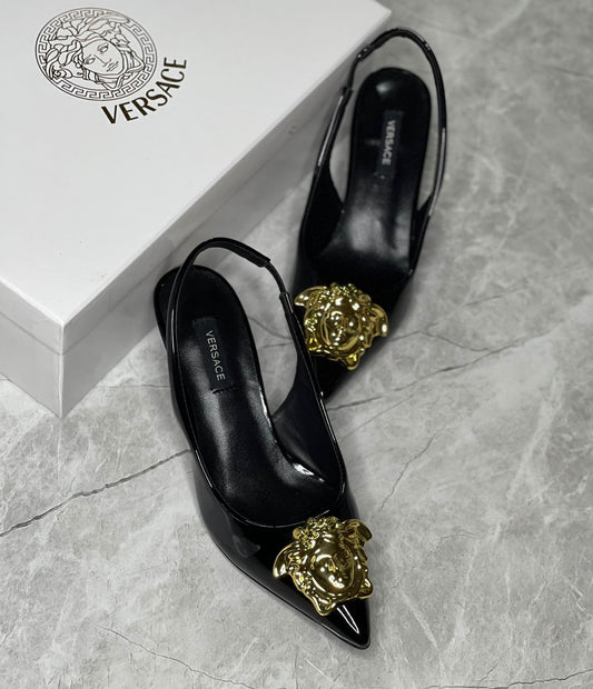 VERSACE