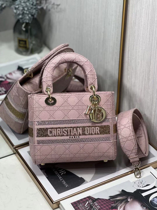 DIOR