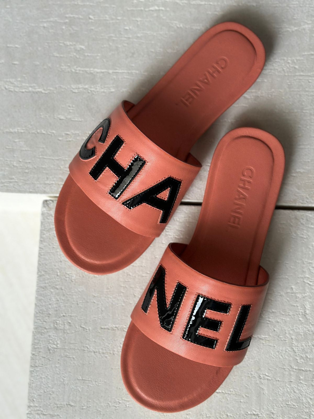 CHANEL (4 Color)