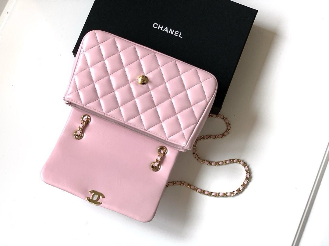 CHANEL