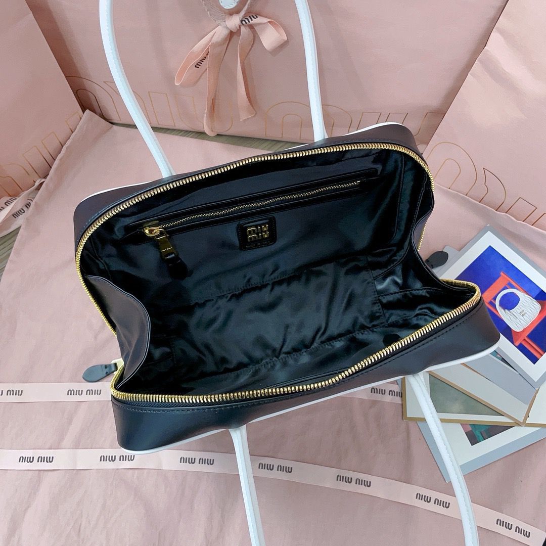 MIU MIU