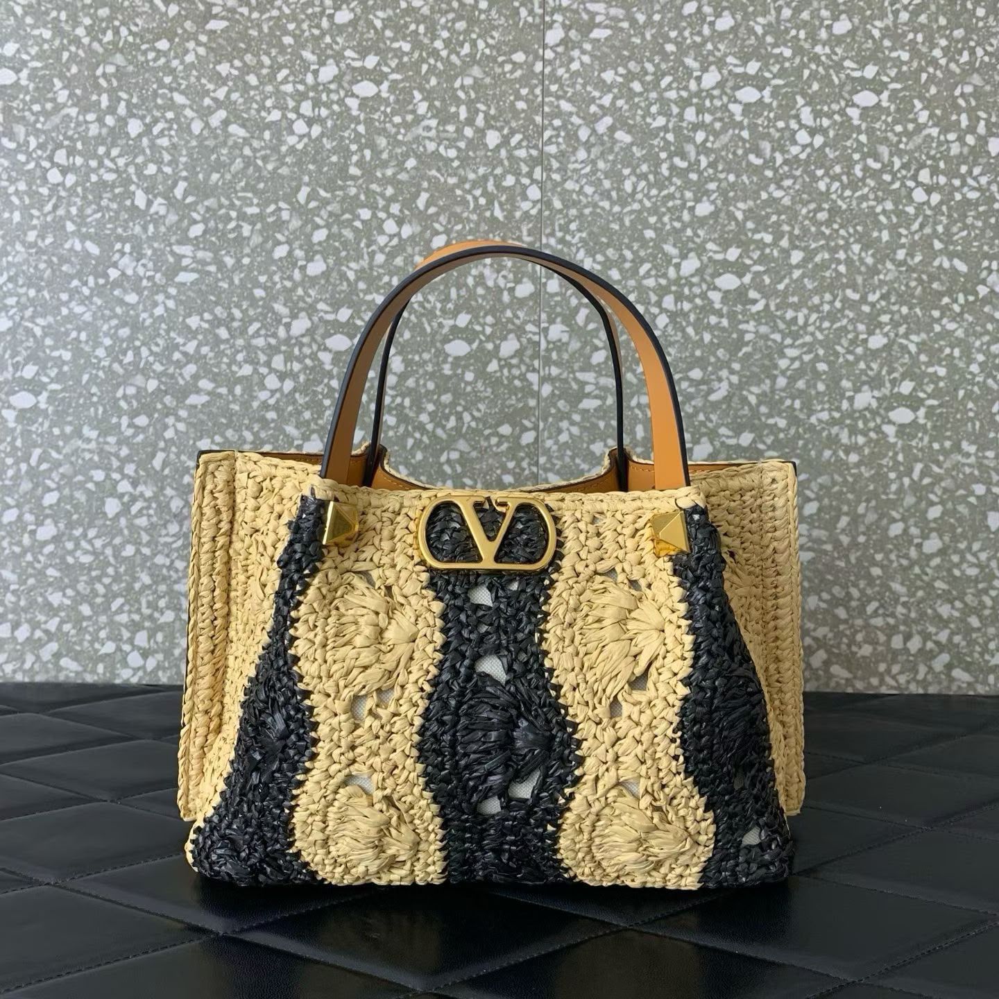 VALENTINO