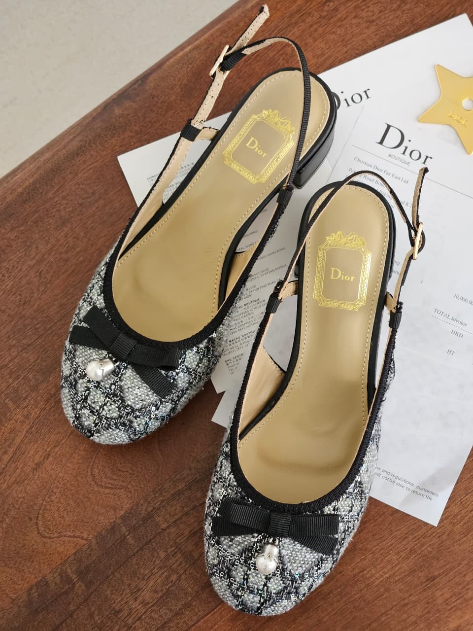 DIOR