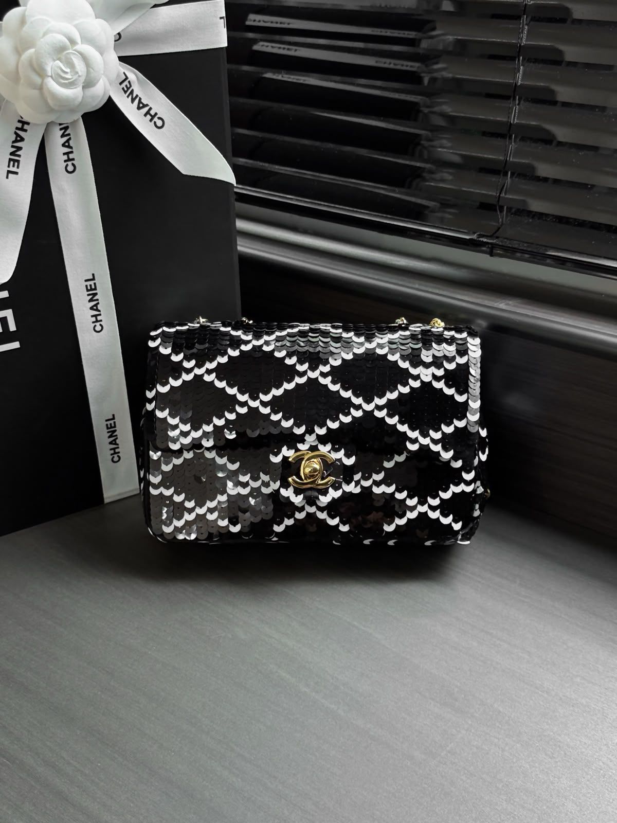 CHANEL (2 Color)