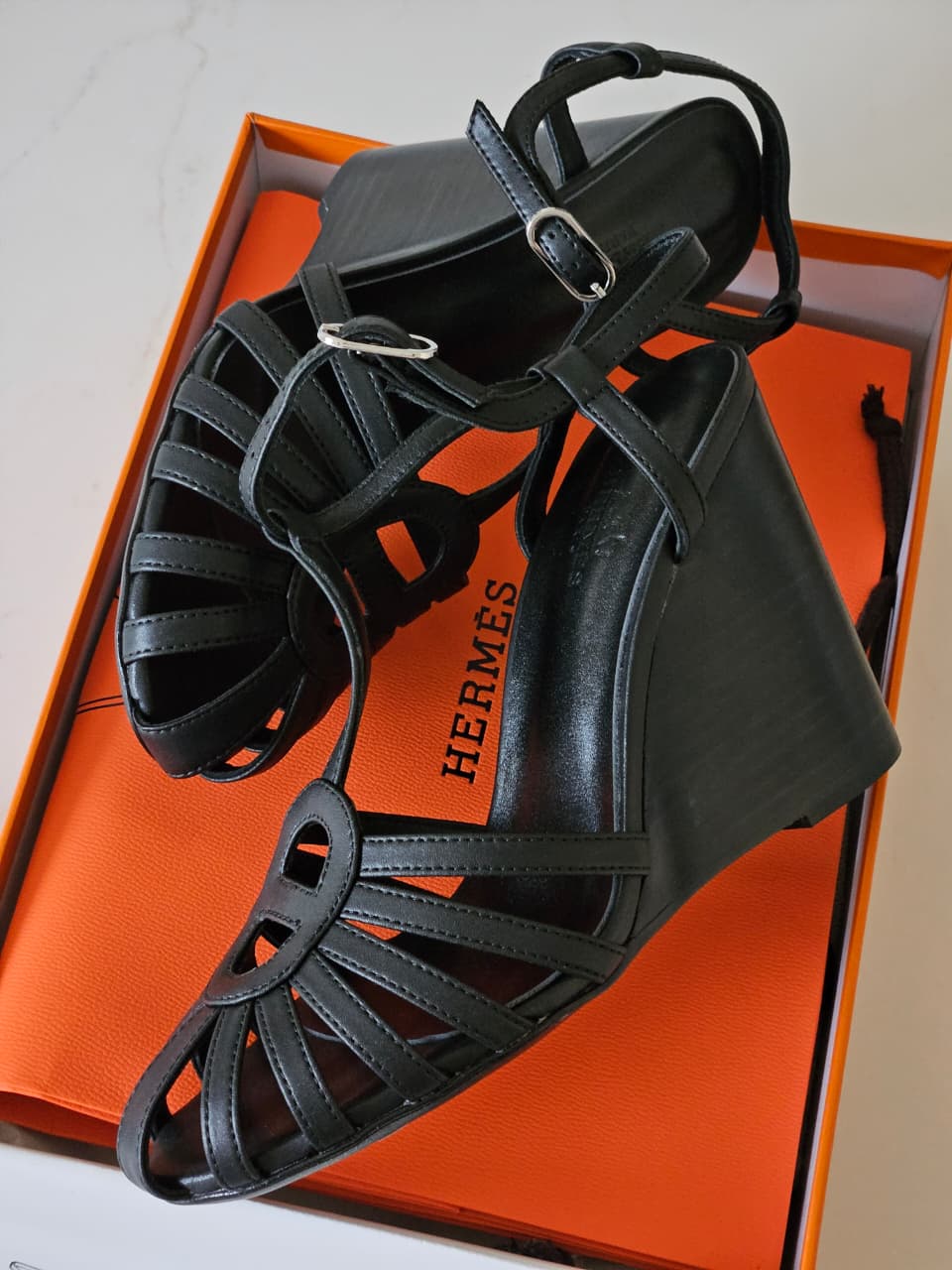 HERMES (2 Color)