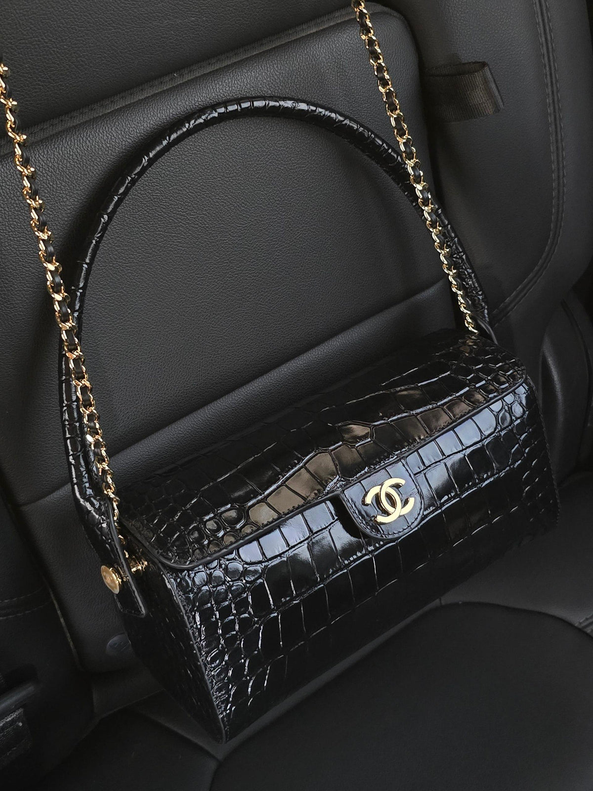 CHANEL (2 Color)