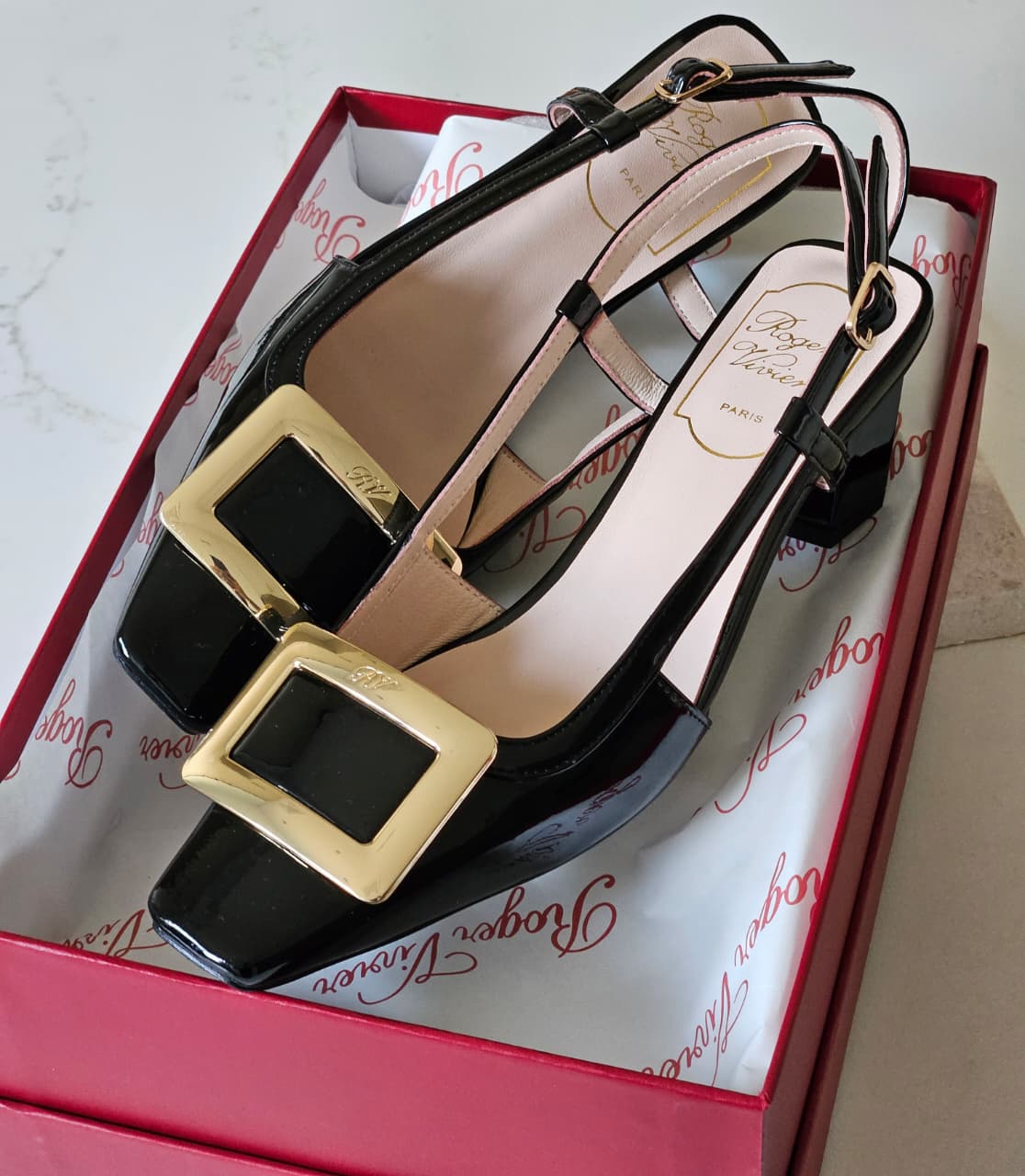 ROGER VIVIER
