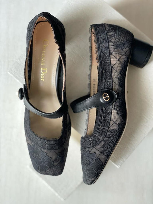 DIOR