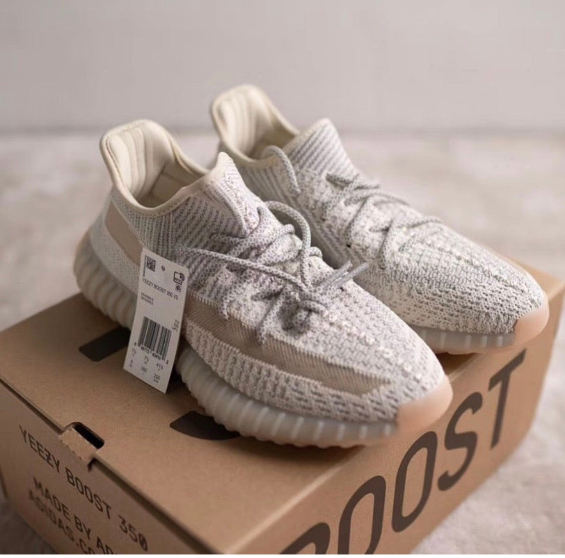 ADIDAS YEEZY