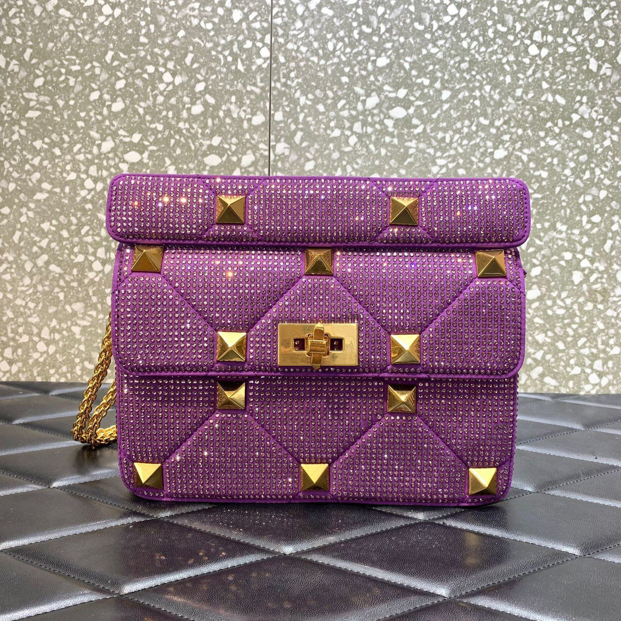 VALENTINO (2 Color)