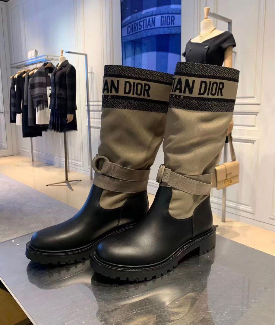DIOR