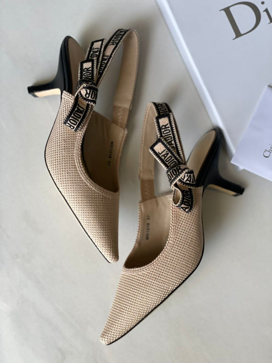 DIOR (Low Heel)