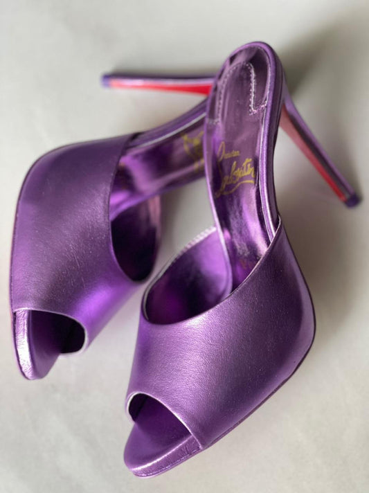 LOUBOUTIN
