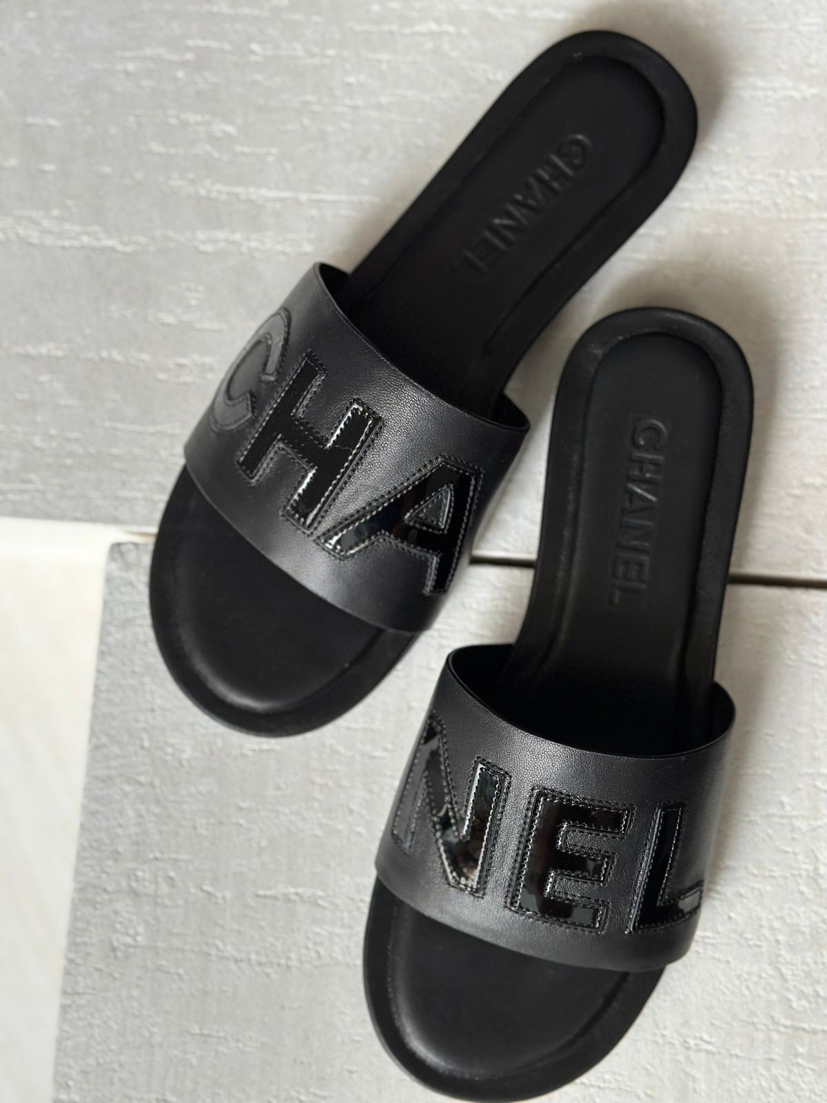 CHANEL (4 Color)