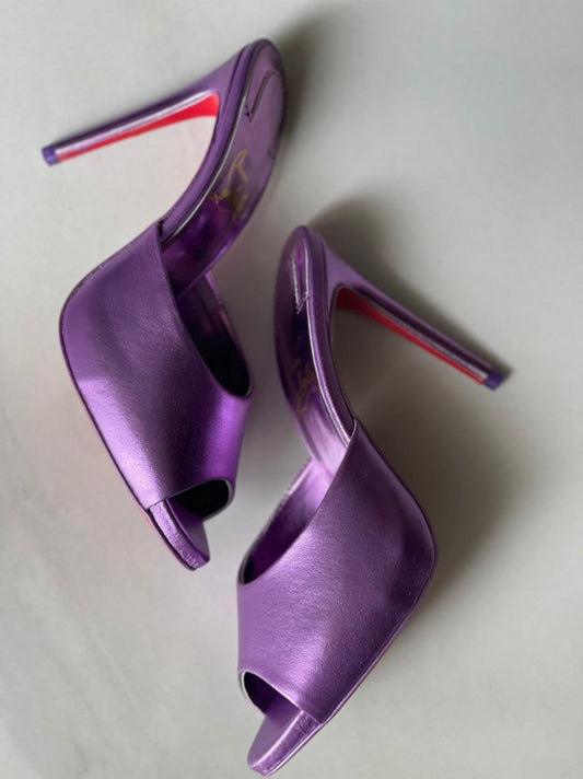 LOUBOUTIN