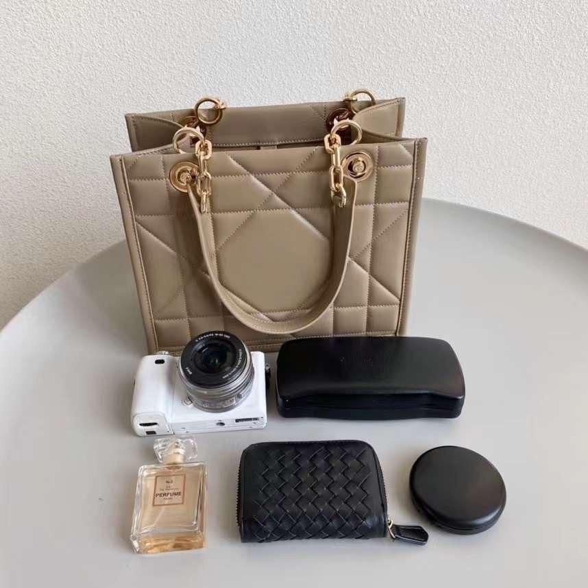 DIOR (2 Color)