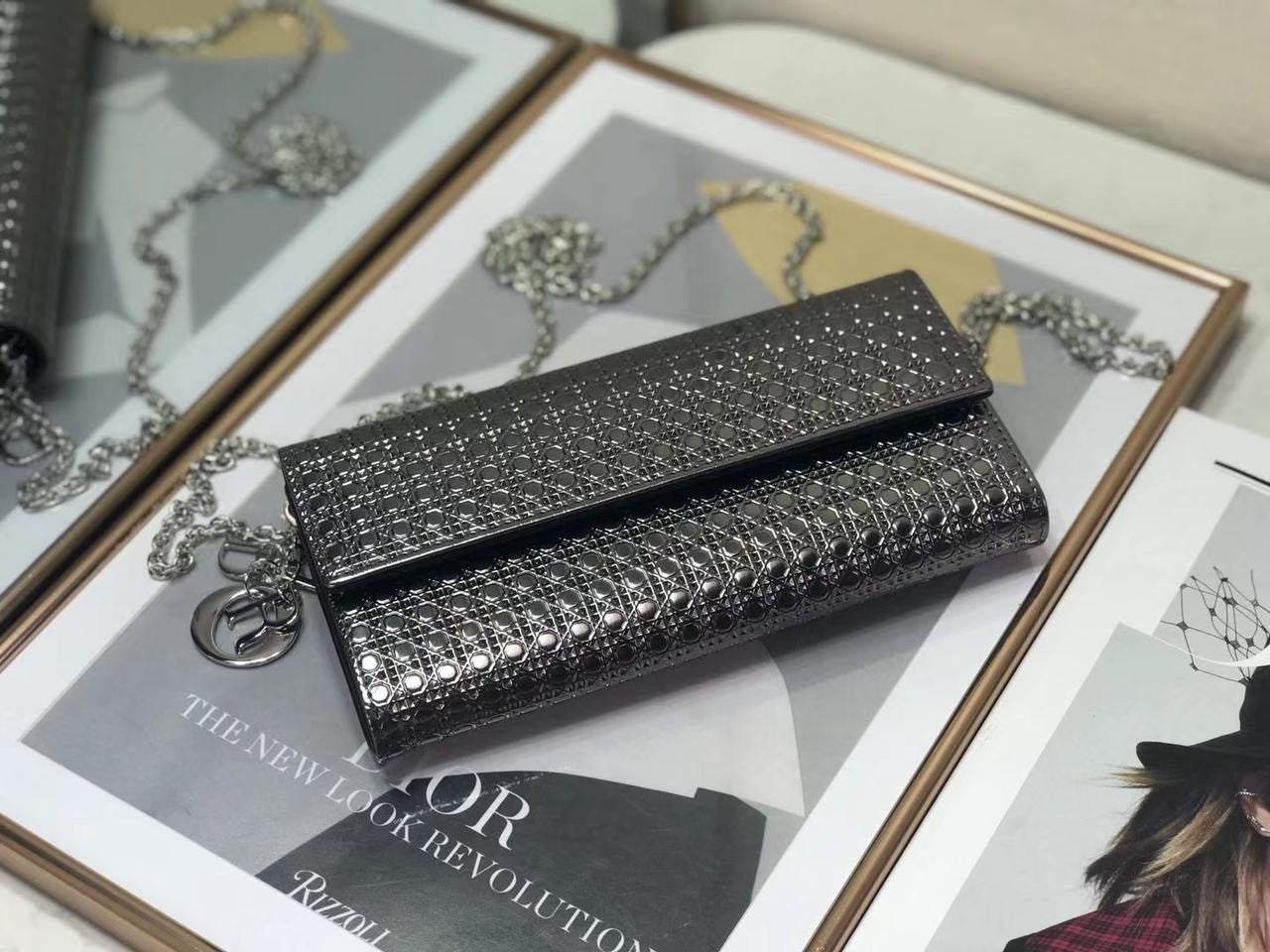 DIOR (4 Colors)